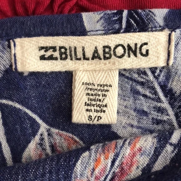 Billabong Off-the-Shoulder Top🌺 - Picture 3 of 7